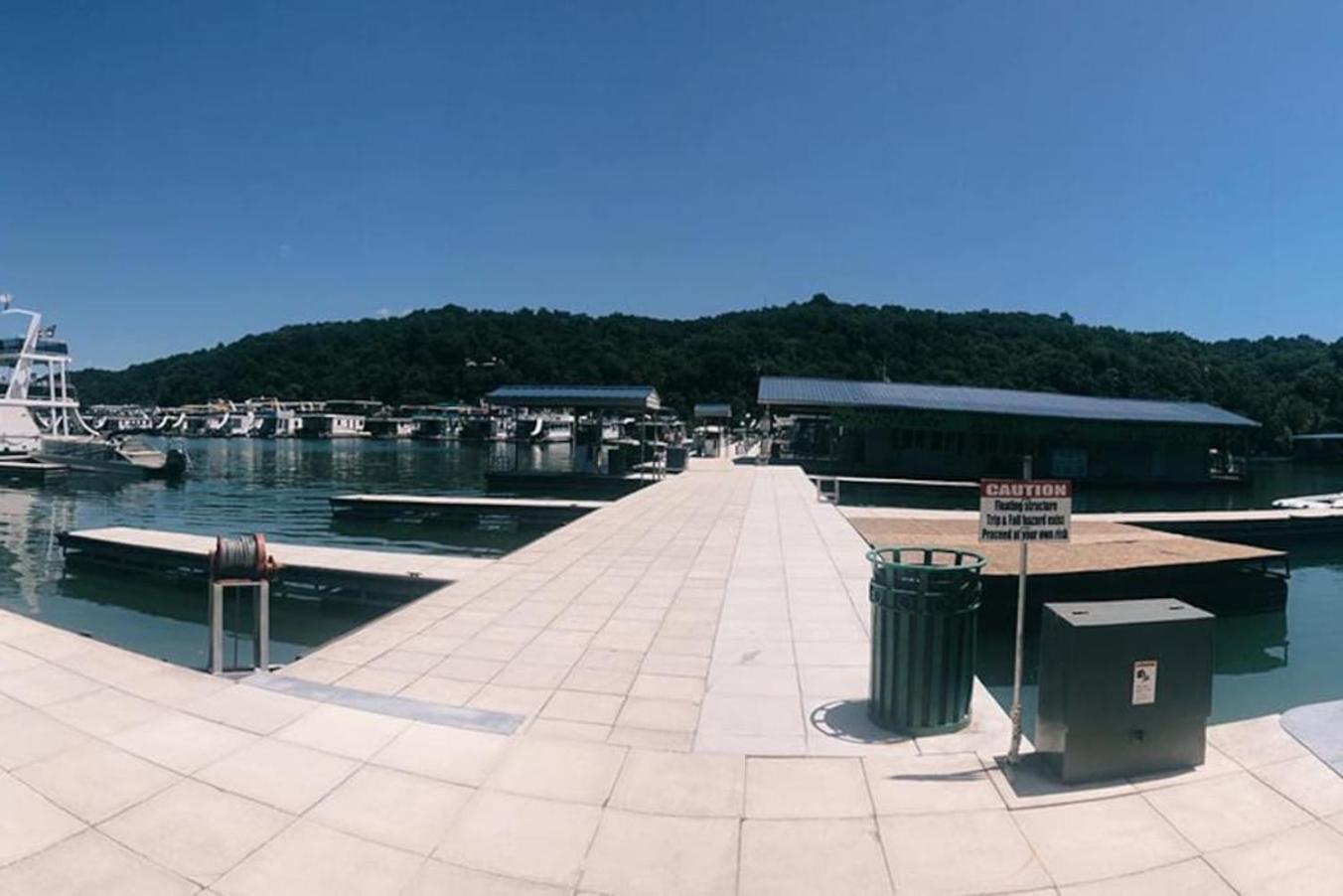 Light And Bright Cabin Close To Pates Ford Marina Smithville Exterior photo